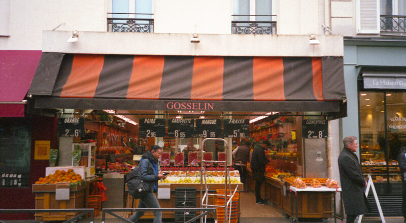 A photograph of the Gosselin fruiterie in Paris. Taken with a Nikon L35AF and Fujicolor 400 film.